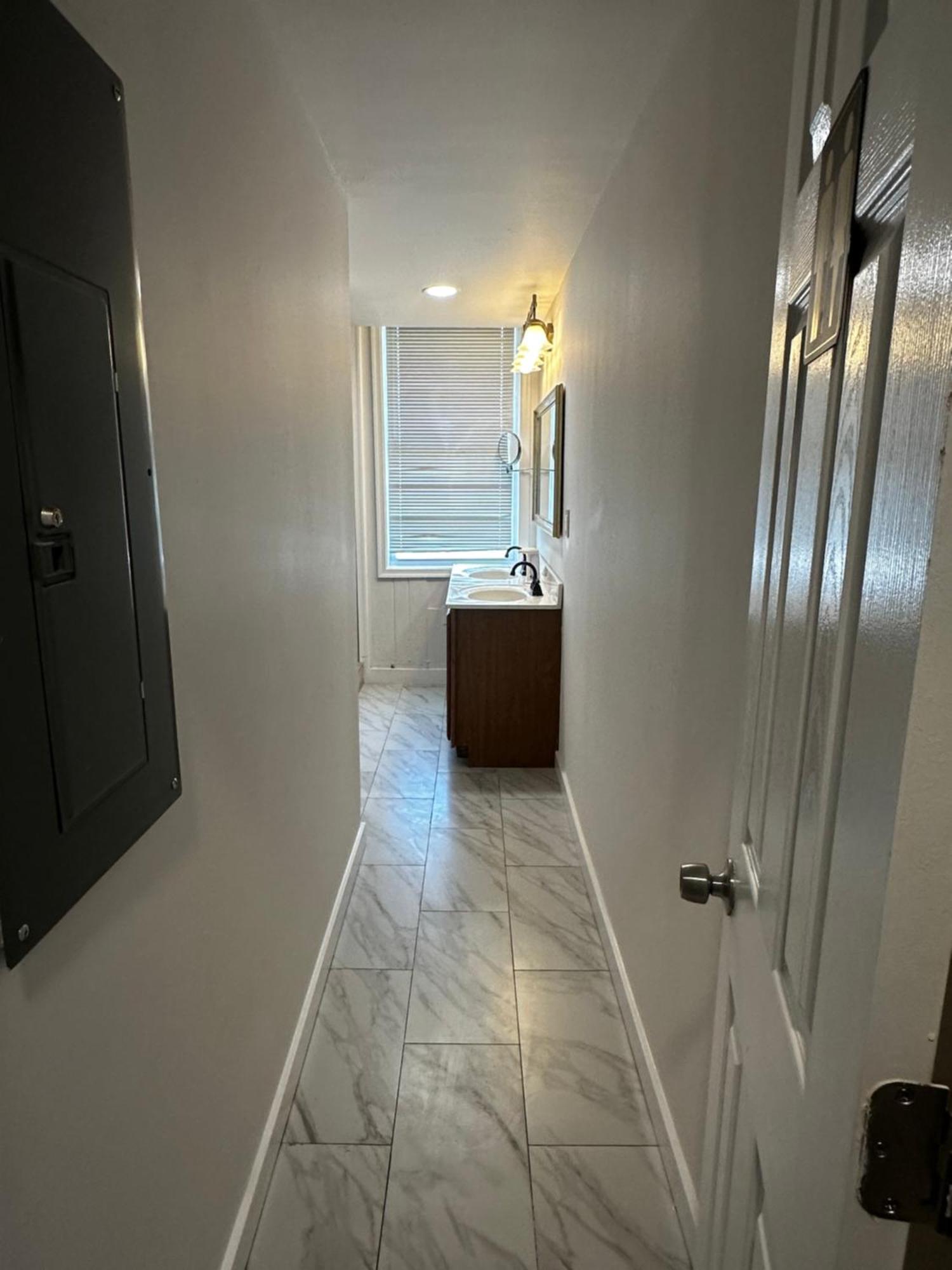 Almi Apartment Washington